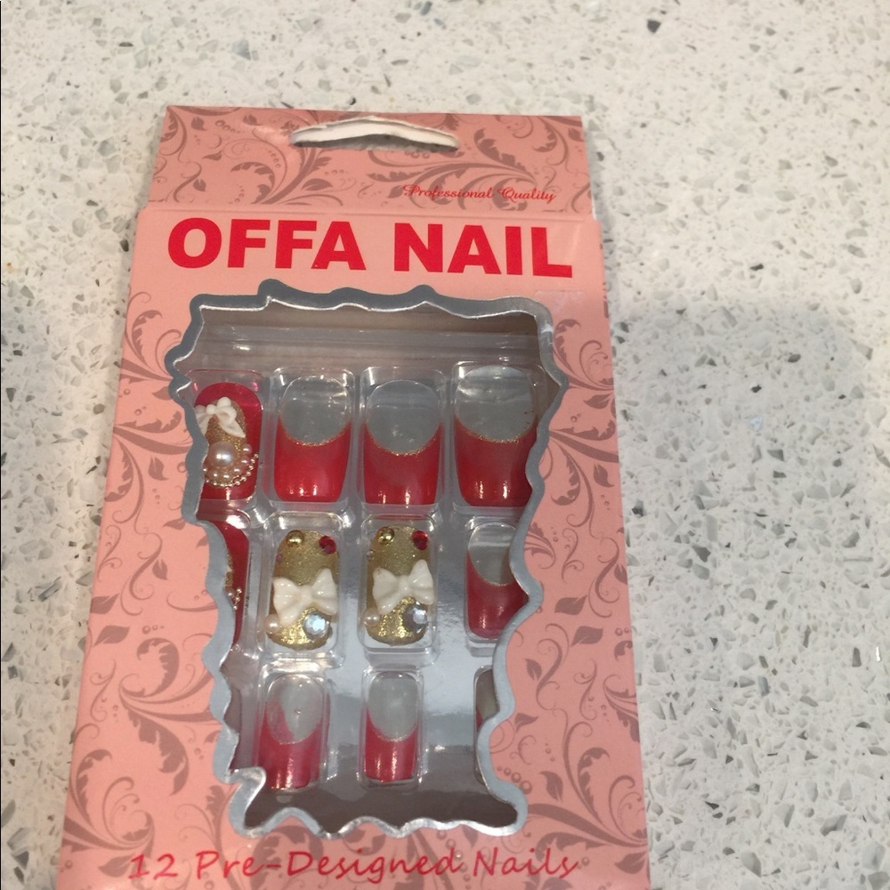 Stick on nails - Picture 4 of 8